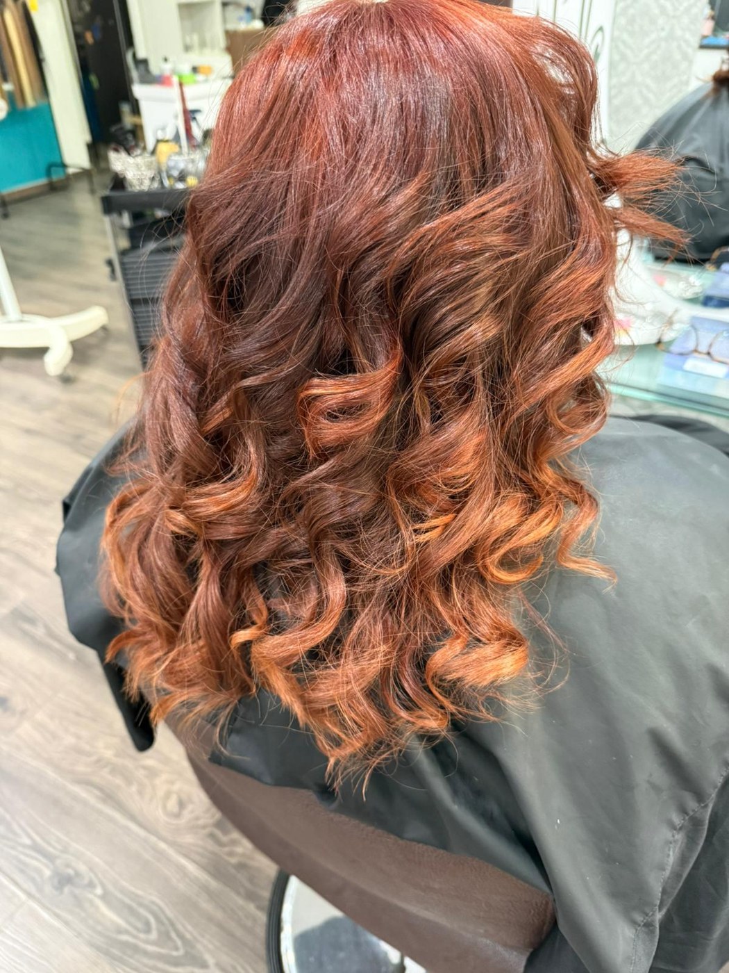 Warmes Balayage in Kupfer