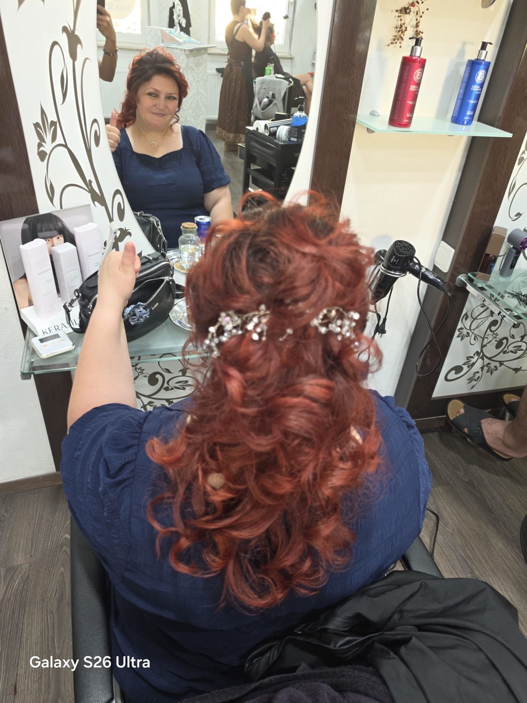 Im Atelier: die letzten Handgriffe